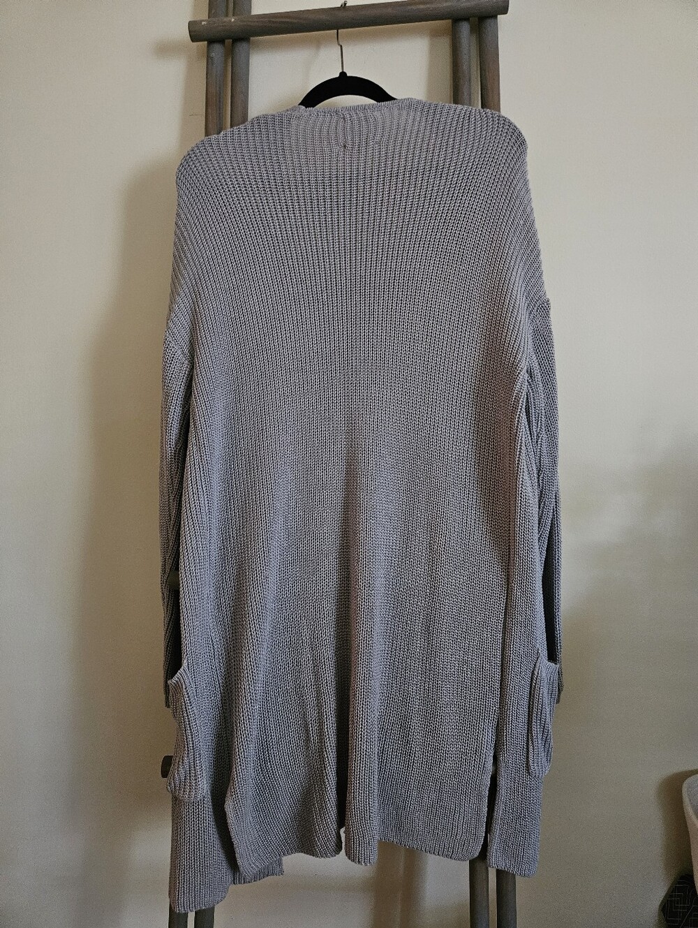 Francesca's Light Gray Open-Front Knit Cardigan with Pockets - Picture 7 of 11